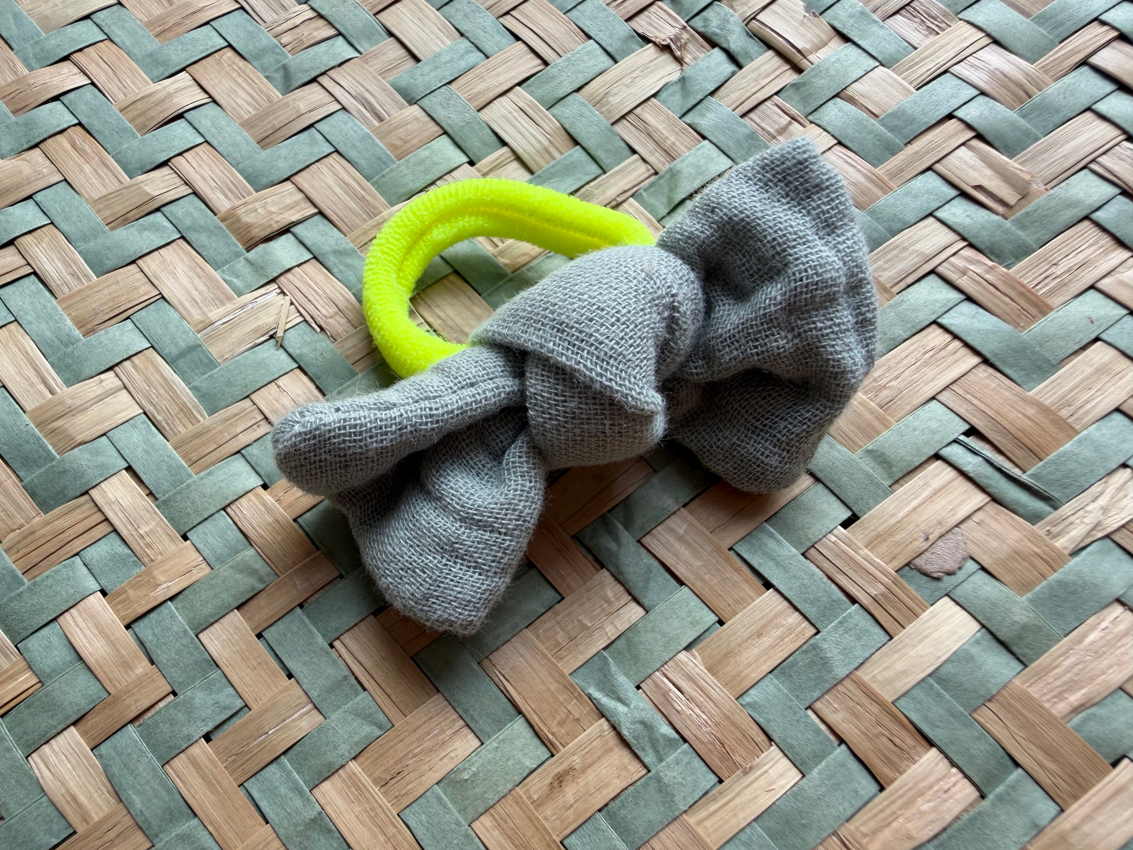 Ensiponnari – Baby Knot | Happy Parrot