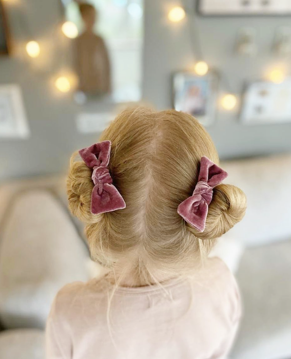 Happy Parrot Samettirusetti – Käsintehty Velvet Bow Hiusrusetti