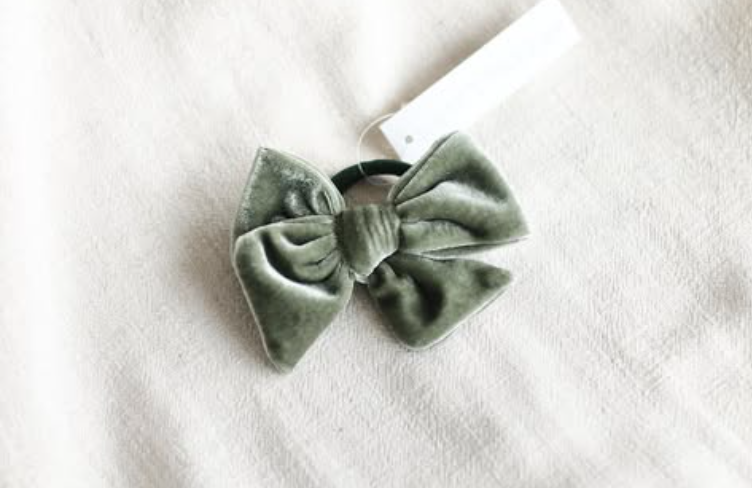 Happy Parrot Samettirusetti – Käsintehty Velvet Bow Hiusrusetti