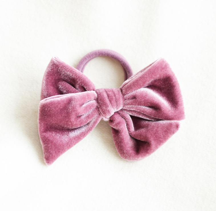 Happy Parrot Samettirusetti – Käsintehty Velvet Bow Hiusrusetti