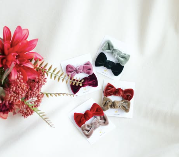 Happy Parrot Samettirusetti – Käsintehty Velvet Bow Hiusrusetti